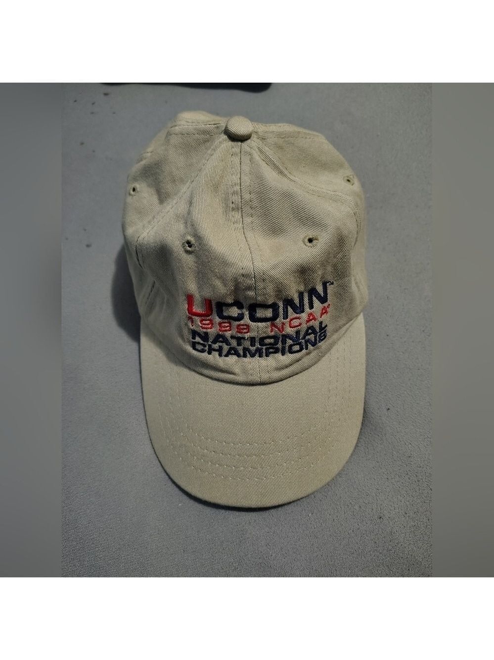 Vintage “ ES Sports” UCONN 1999 NCAA National Champions Cap